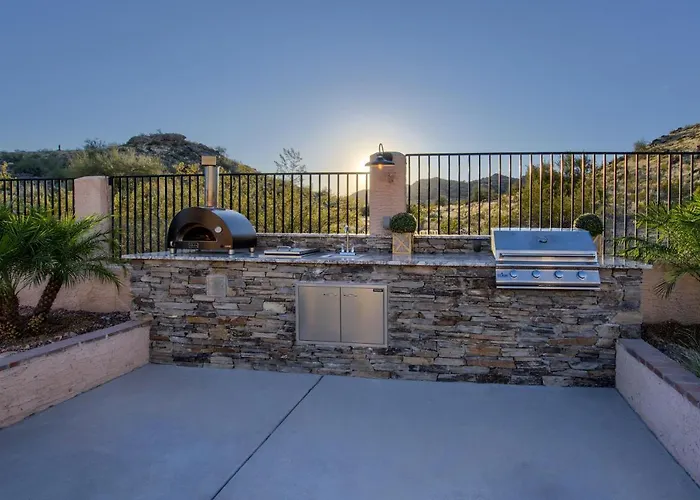 Ahwatukee Retreat *