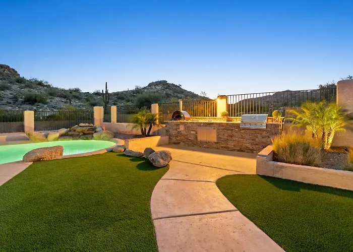 Ahwatukee Retreat *