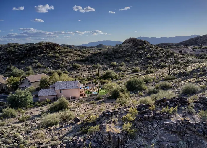 Ahwatukee Retreat *